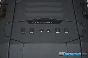 Raidmax Vampire Winterfall (15)