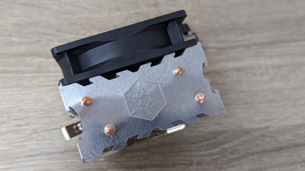 Review Silverstone KR03 21 Review Silverstone KR03 11