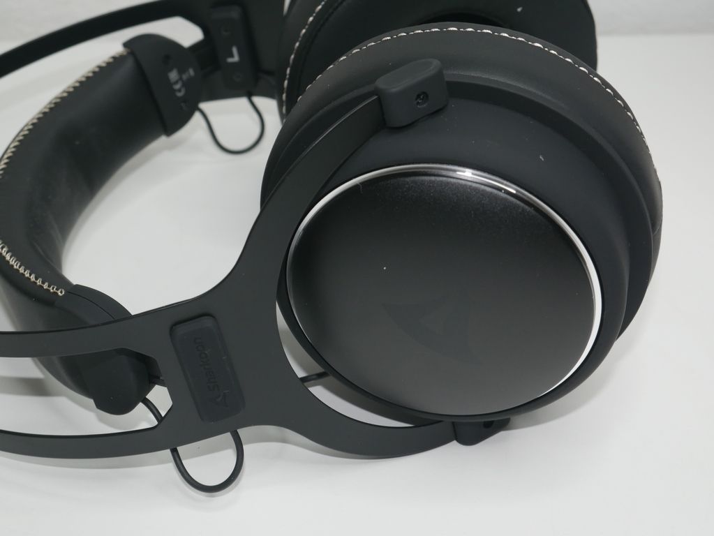 Review Sharkoon Skiller SGH50 14 Review Sharkoon Skiller SGH50 14