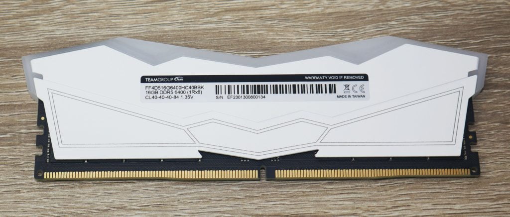 Review T-Force Delta DDR5 6400 Mhz 55