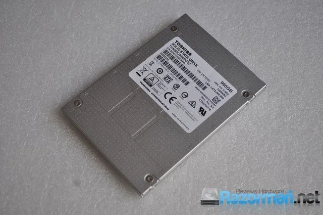 Review SSD Toshiba THNSNJ960PCSZ 8