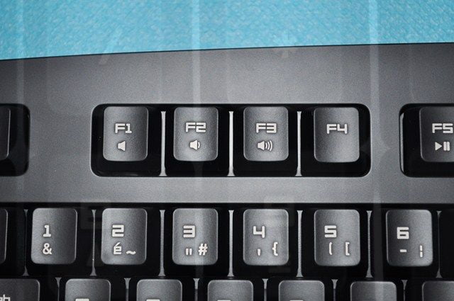 Teclado Razer Anansi (16)