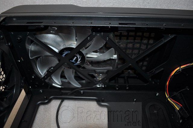Review Thermaltake Chaser A71 51 Thermaltake Chaser A71 (46)