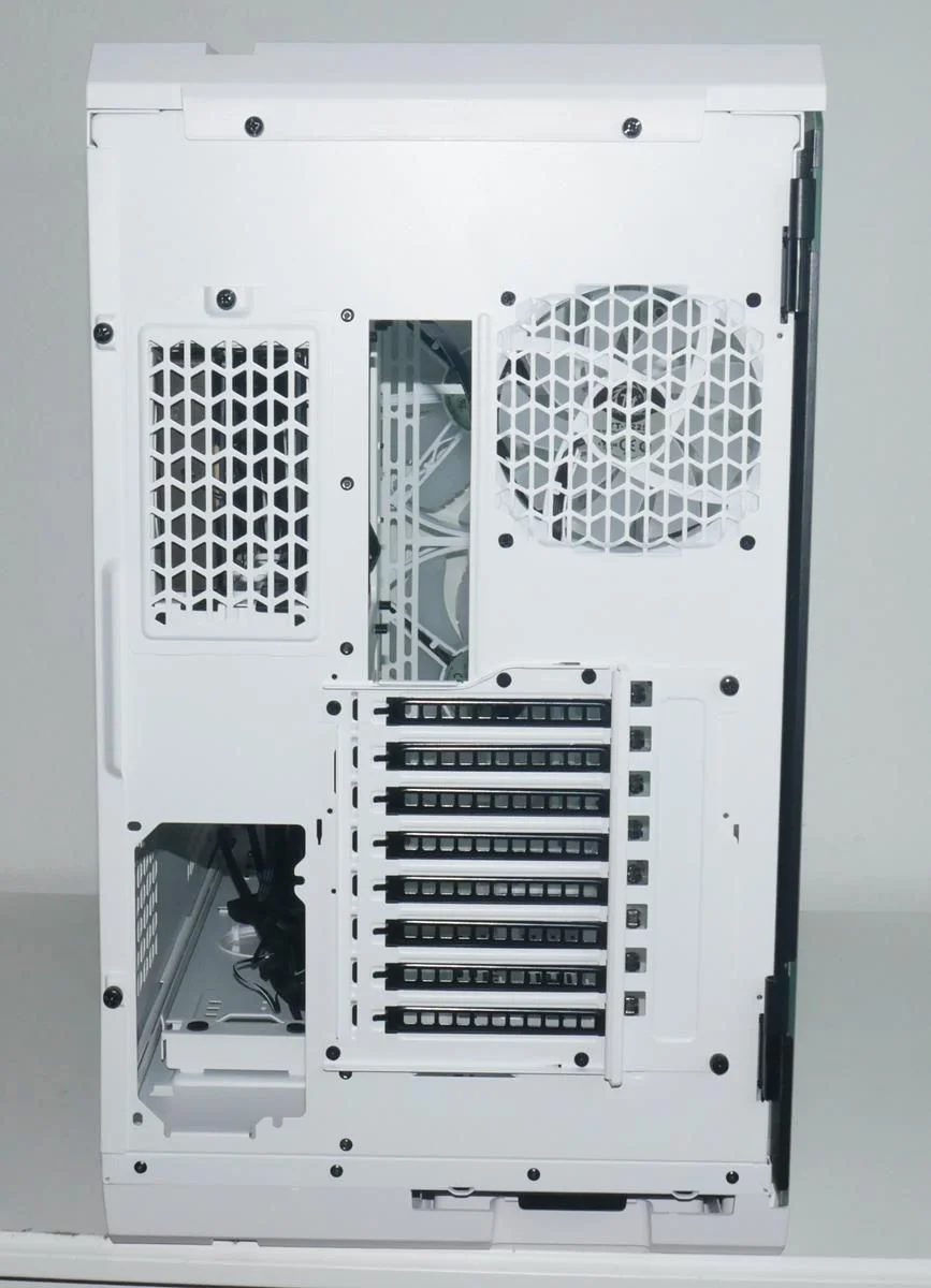 Review Thermaltake View 51 TG Snow ARGB 12 Review Thermaltake View 51 TG Snow ARGB 12