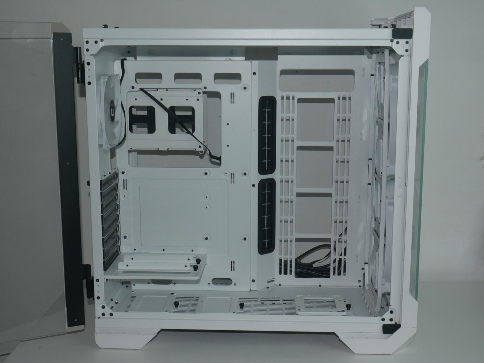Review Thermaltake View 51 TG Snow ARGB 18 Review Thermaltake View 51 TG Snow ARGB 18