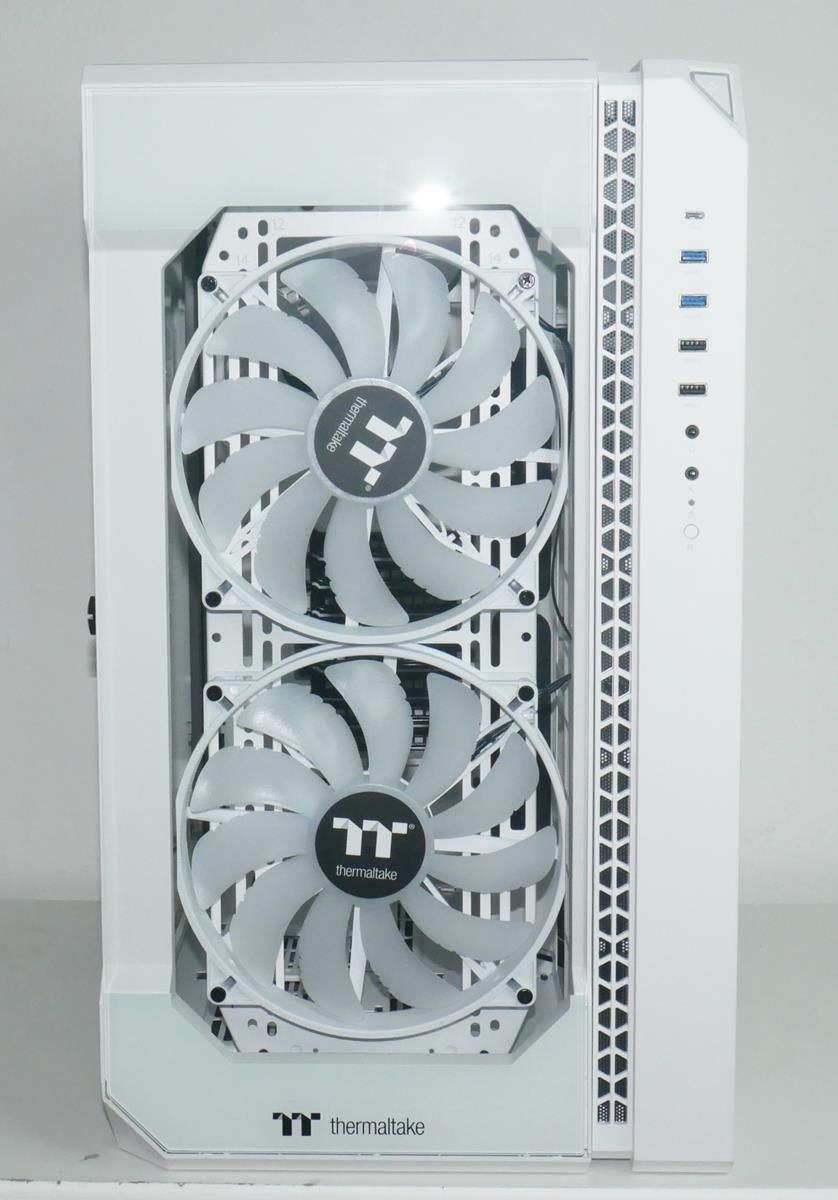 Review Thermaltake View 51 TG Snow ARGB 6 Review Thermaltake View 51 TG Snow ARGB 6
