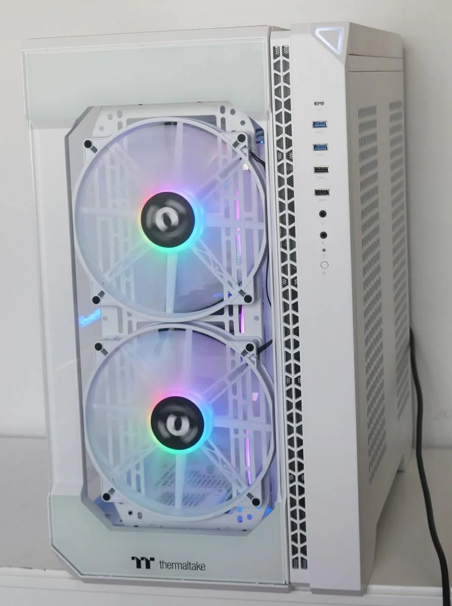 Review Thermaltake View 51 TG Snow ARGB 30 Review Thermaltake View 51 TG Snow ARGB 30