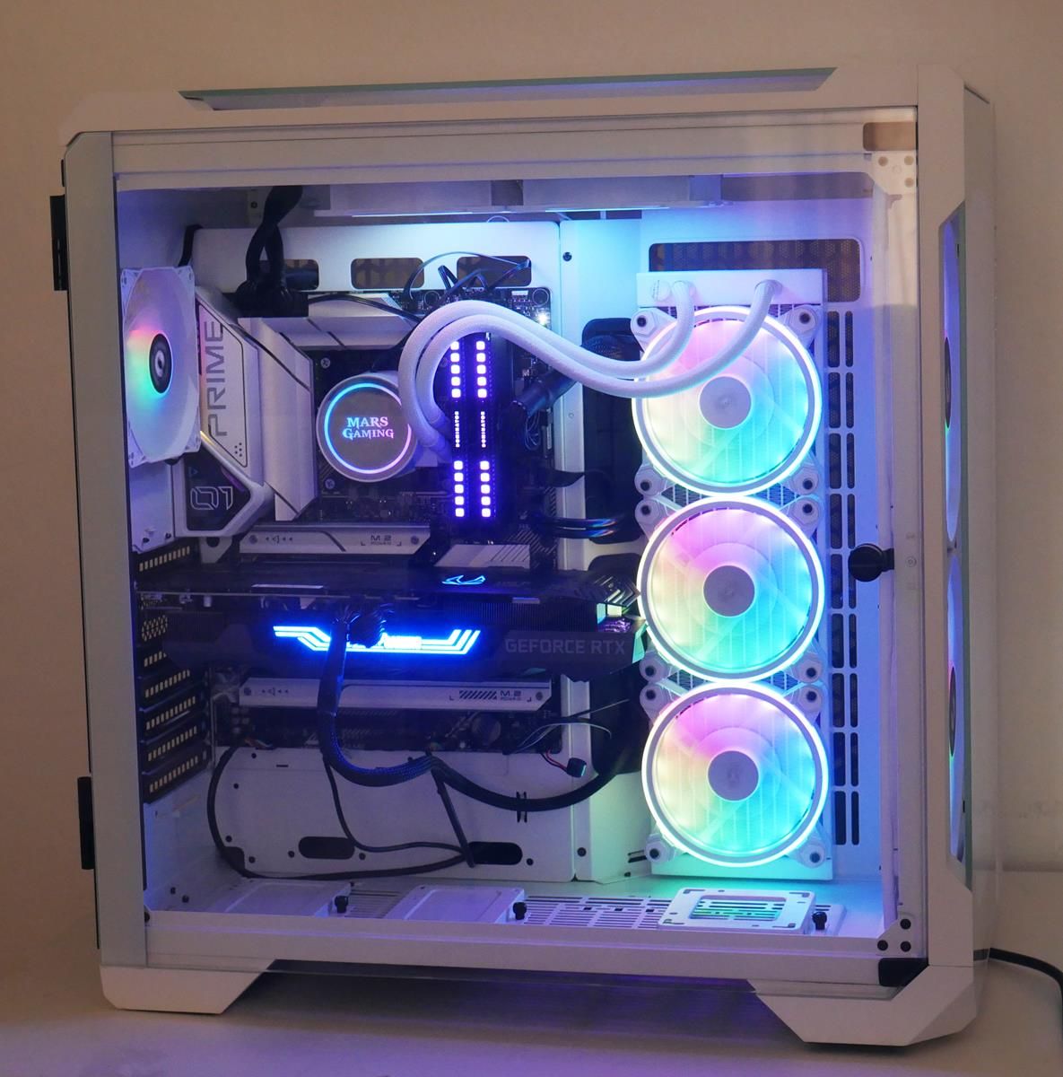 Review Thermaltake View 51 TG Snow ARGB 2