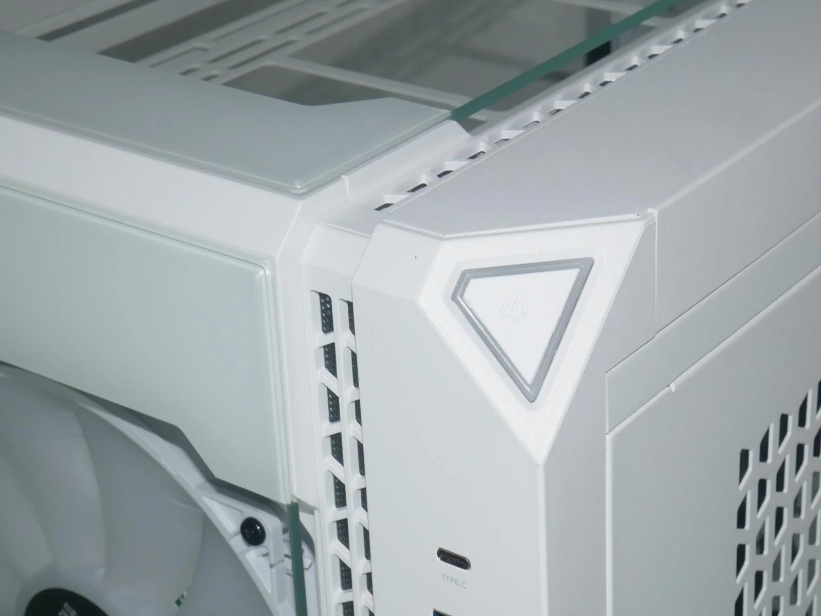 Review Thermaltake View 51 TG Snow ARGB 8 Review Thermaltake View 51 TG Snow ARGB 8
