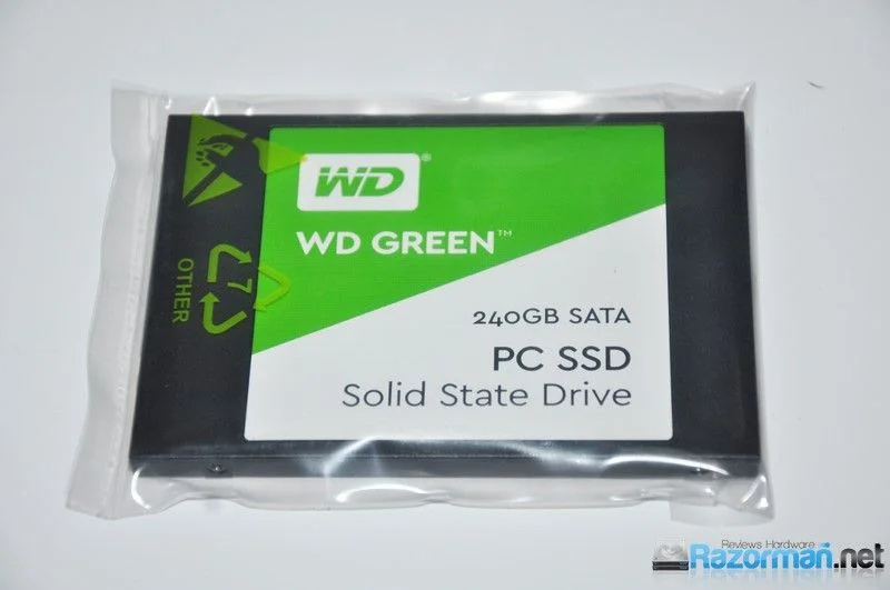 Western Digital SSD Green WDS240G1G0A - 240 Go - 2,5