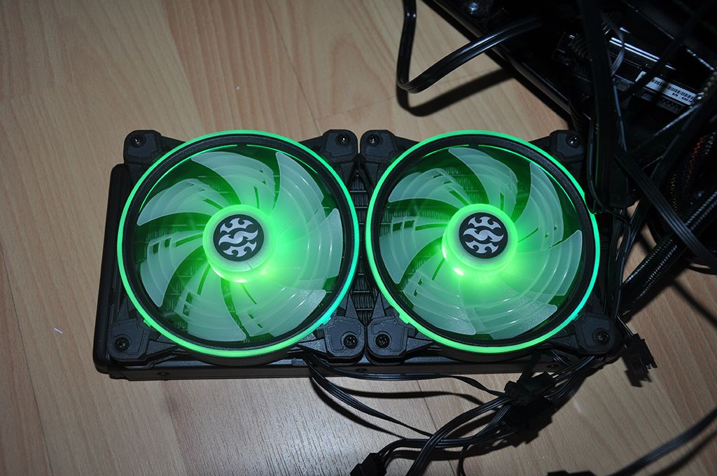 Review XPG Levante 240 8