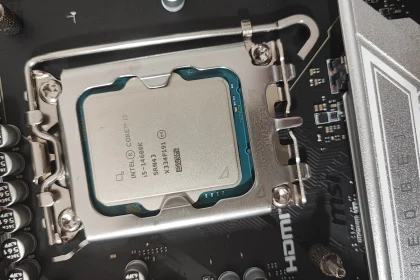 Review Intel Core i5 14600K 10