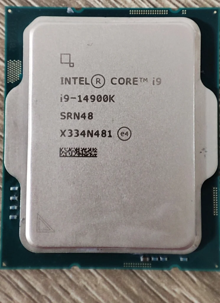 Review Intel Core i9-14900K 112