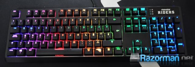 Review teclado KROM Movistar Riders 12