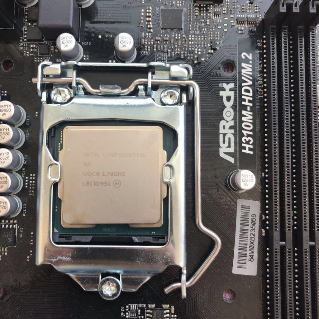 Intel i9-9900T 2 Intel i9-9900T 2