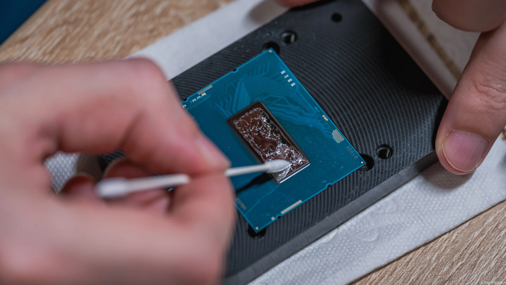 Intel Core i9-14900KS: Delid rebaja la temperatura 7-10ºC 2 Intel Core i9-14900KS: Delid rebaja la temperatura 7-10ºC 1