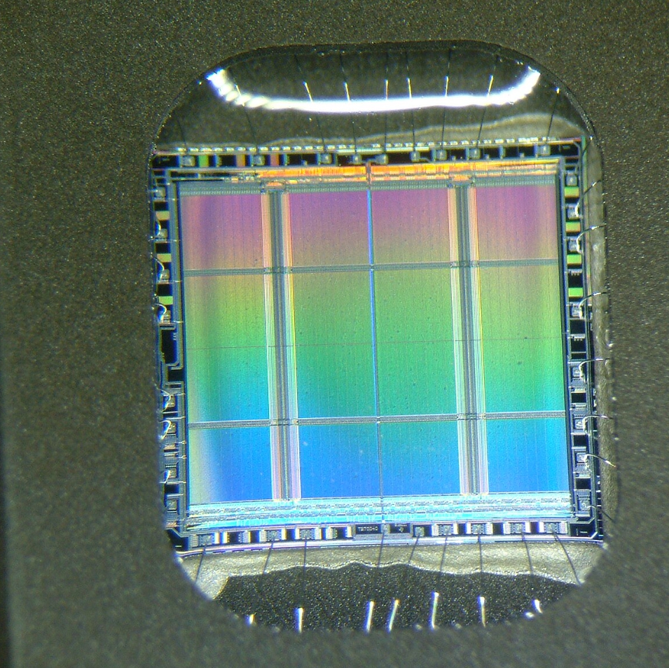 Memoria EPROM - Wikipedia Memoria EPROM - Wikipedia