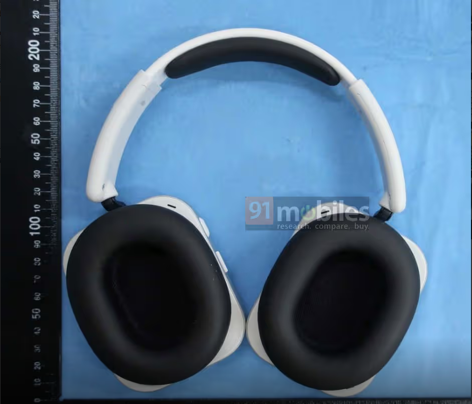 Nothing Headphone (1) Nothing Headphone (1)