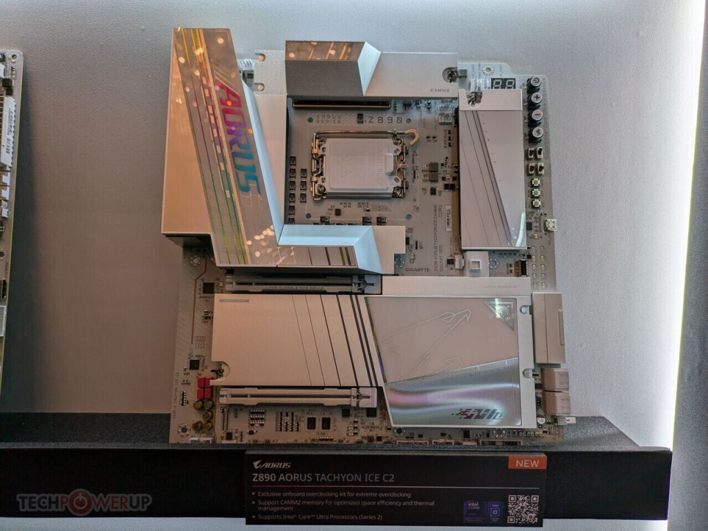 Aorus Z890 Tachyon ICE C2 Aorus Z890 Tachyon ICE C2